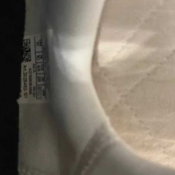 Under Armour Training Shoes - Picture 4 of 5